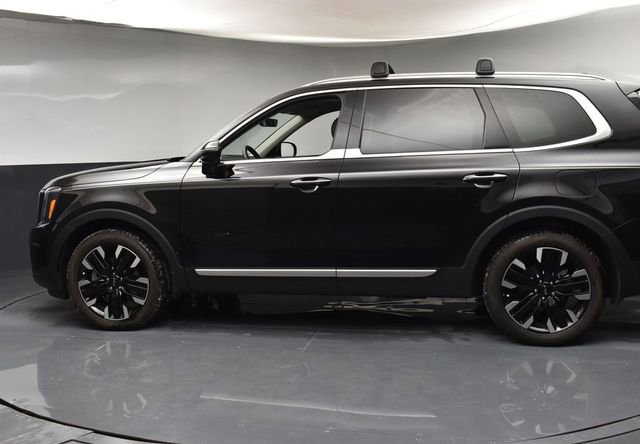 Used 2025 Kia Telluride SX w/ SX Captain's Chair Package image 5