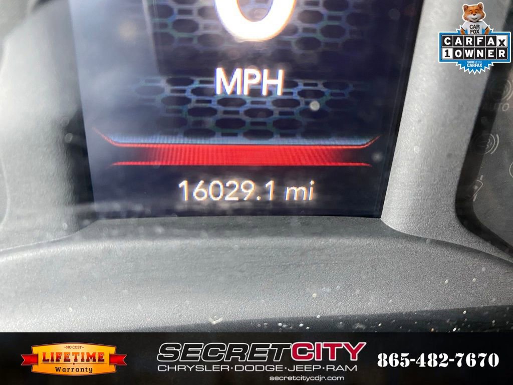 Used 2024 RAM 2500 Big Horn w/ Bed Utility Group image 9