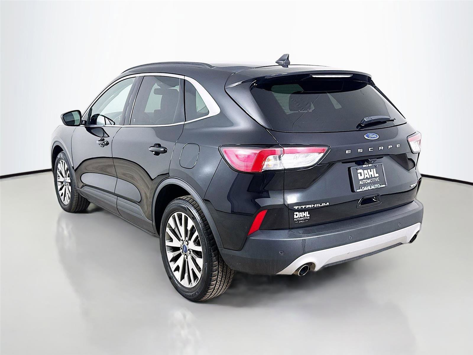 Used 2022 Ford Escape Titanium image 5