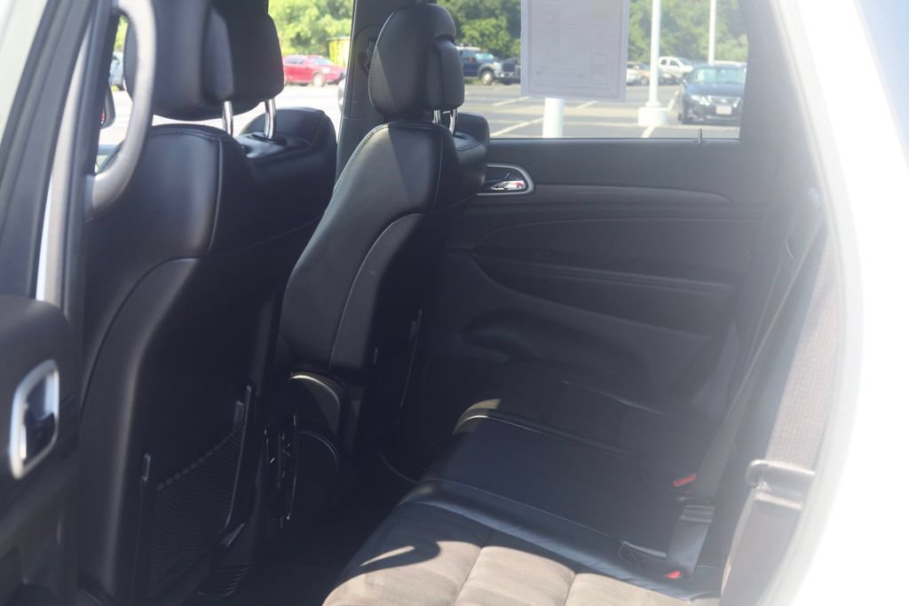Used 2020 Jeep Grand Cherokee Altitude AWD/4WD image 27