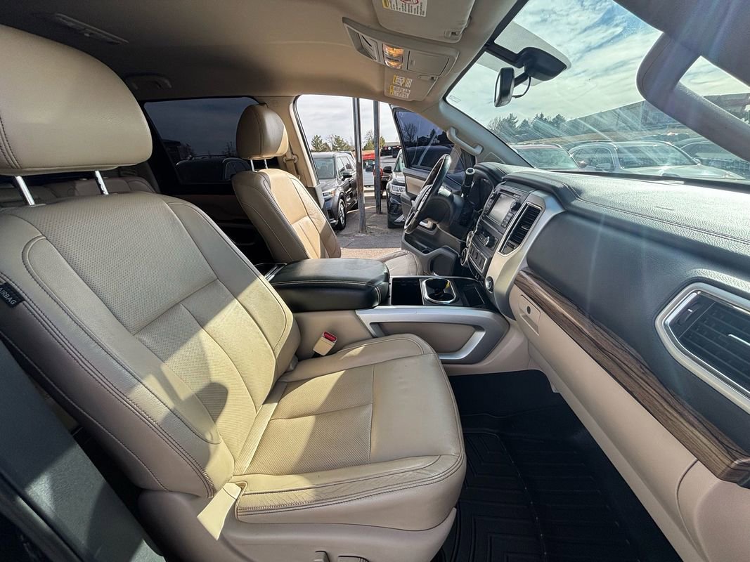 Used 2016 Nissan Titan SL image 20