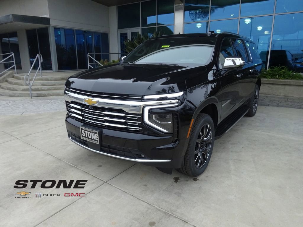 New 2026 Chevrolet Suburban Premier image 3