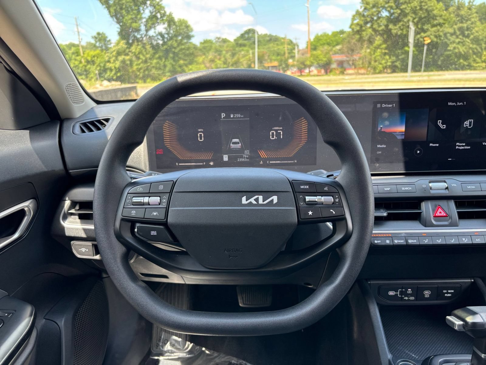 Used 2025 Kia K4 FWD image 31