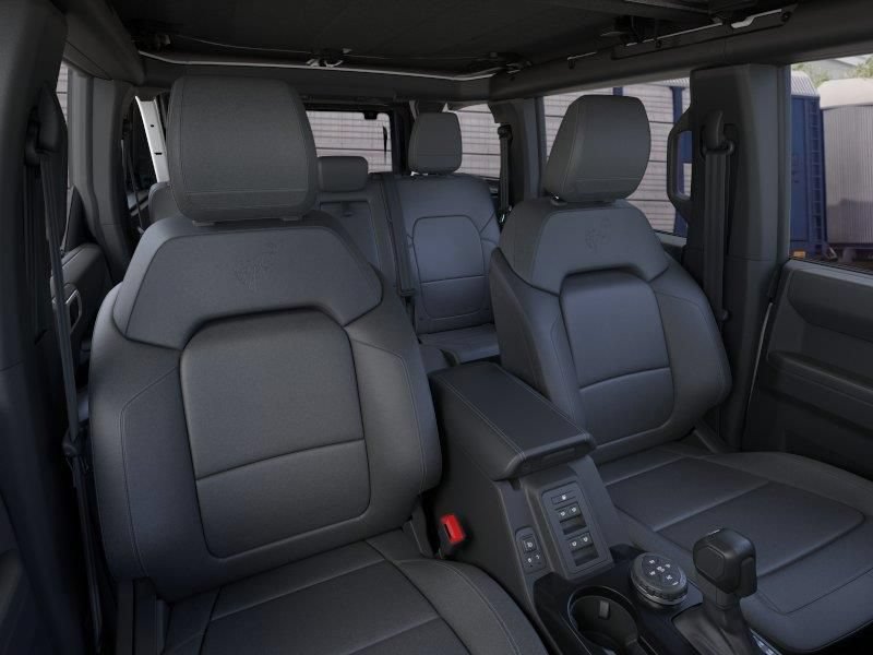 New 2026 Ford Bronco Outer Banks w/ Sasquatch Package AWD/4WD image 10