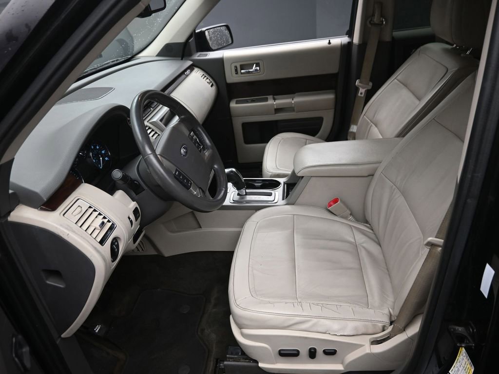 Used 2010 Ford Flex SEL image 15