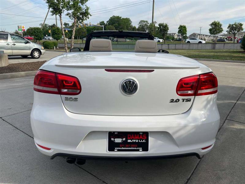 Used 2014 Volkswagen Eos FWD image 26