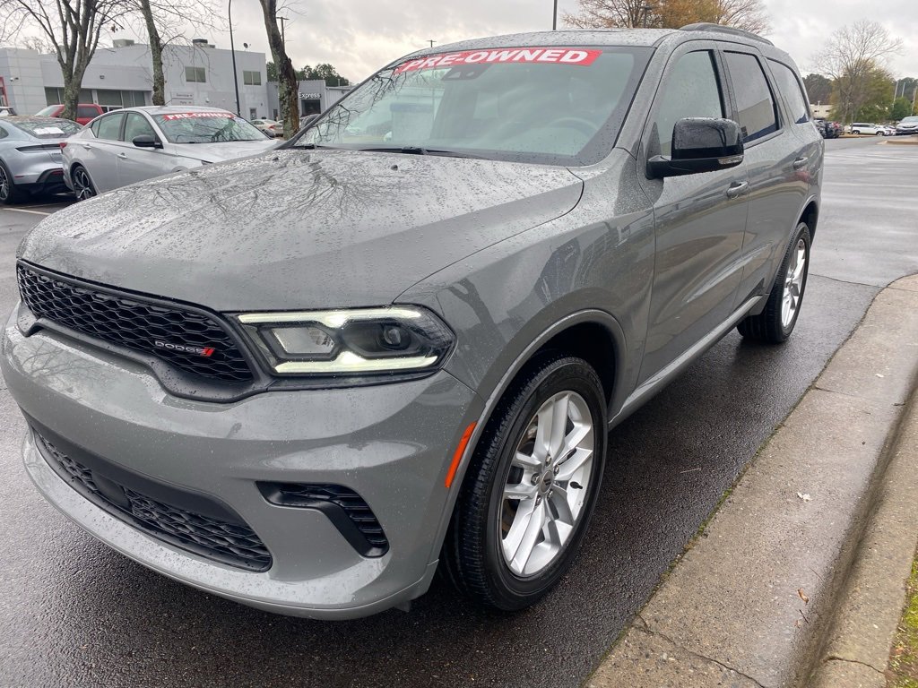 Used 2024 Dodge Durango GT image 3