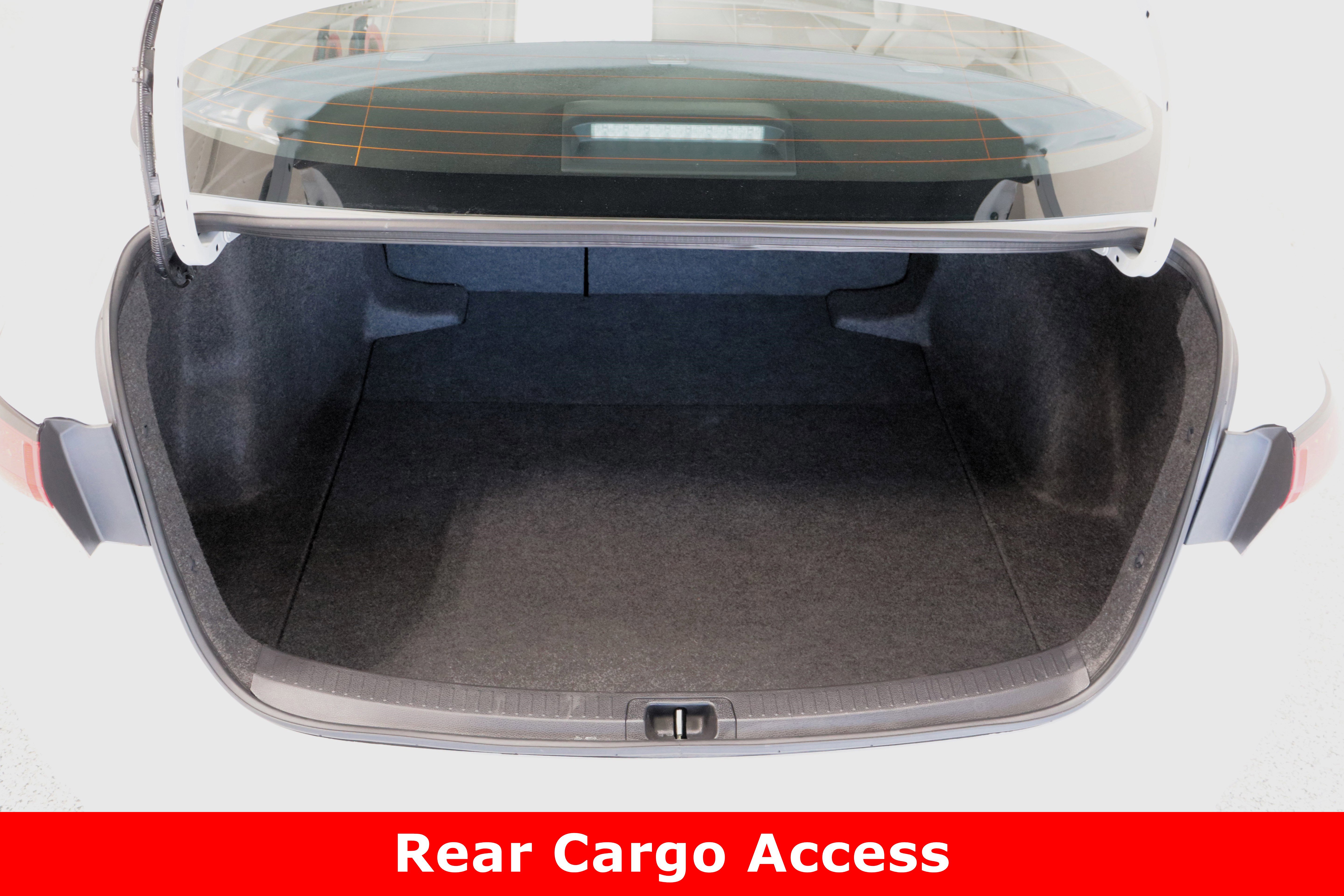 Used 2025 Toyota Corolla LE image 27