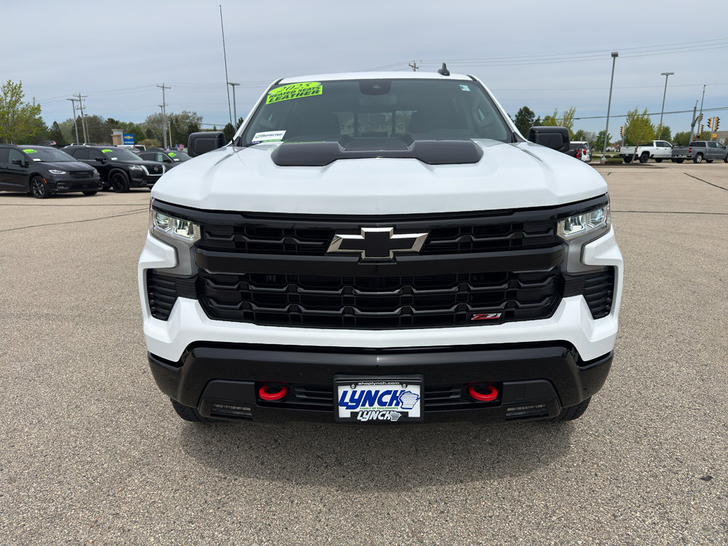 Used 2025 Chevrolet Silverado 1500 LT Trail Boss w/ Convenience Package II AWD/4WD image 8