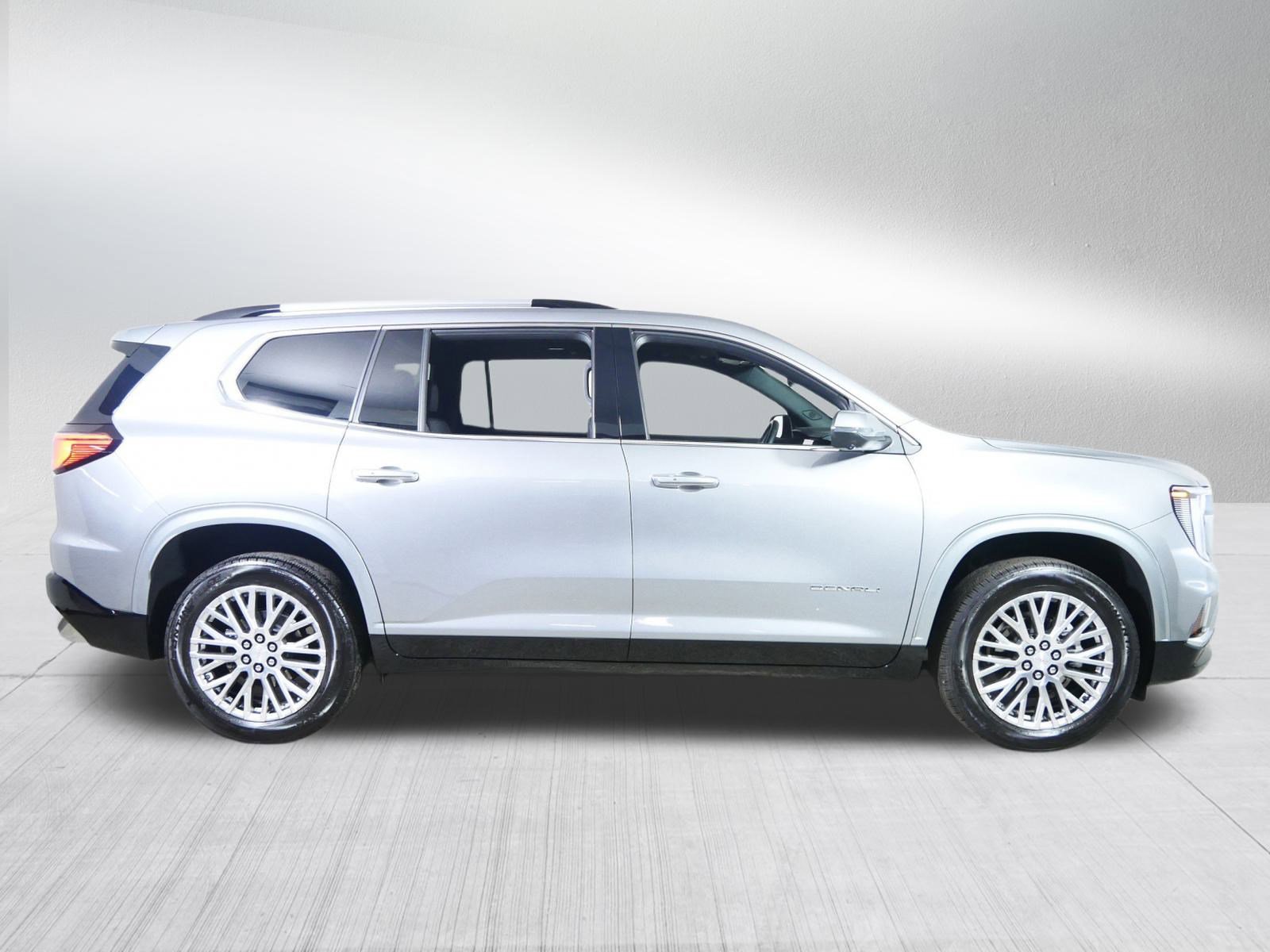 Used 2024 GMC Acadia Denali w/ LPO, Floor Liner Package image 8