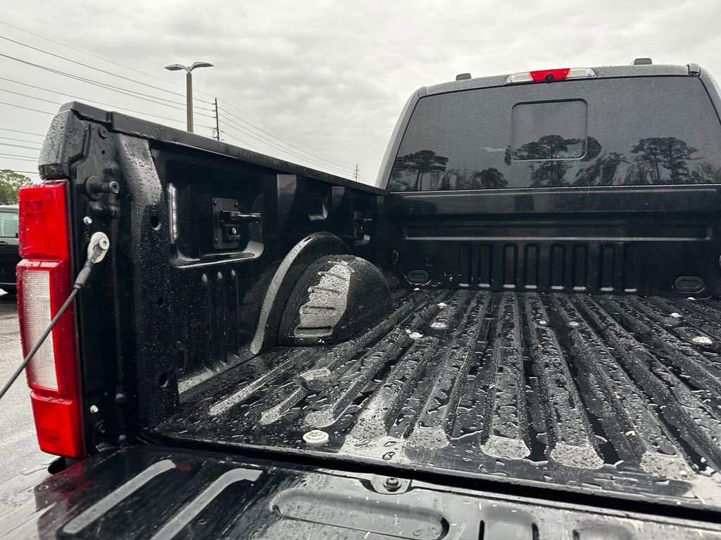 Used 2022 Ford F250 Platinum w/ FX4 Off-Road Package image 44