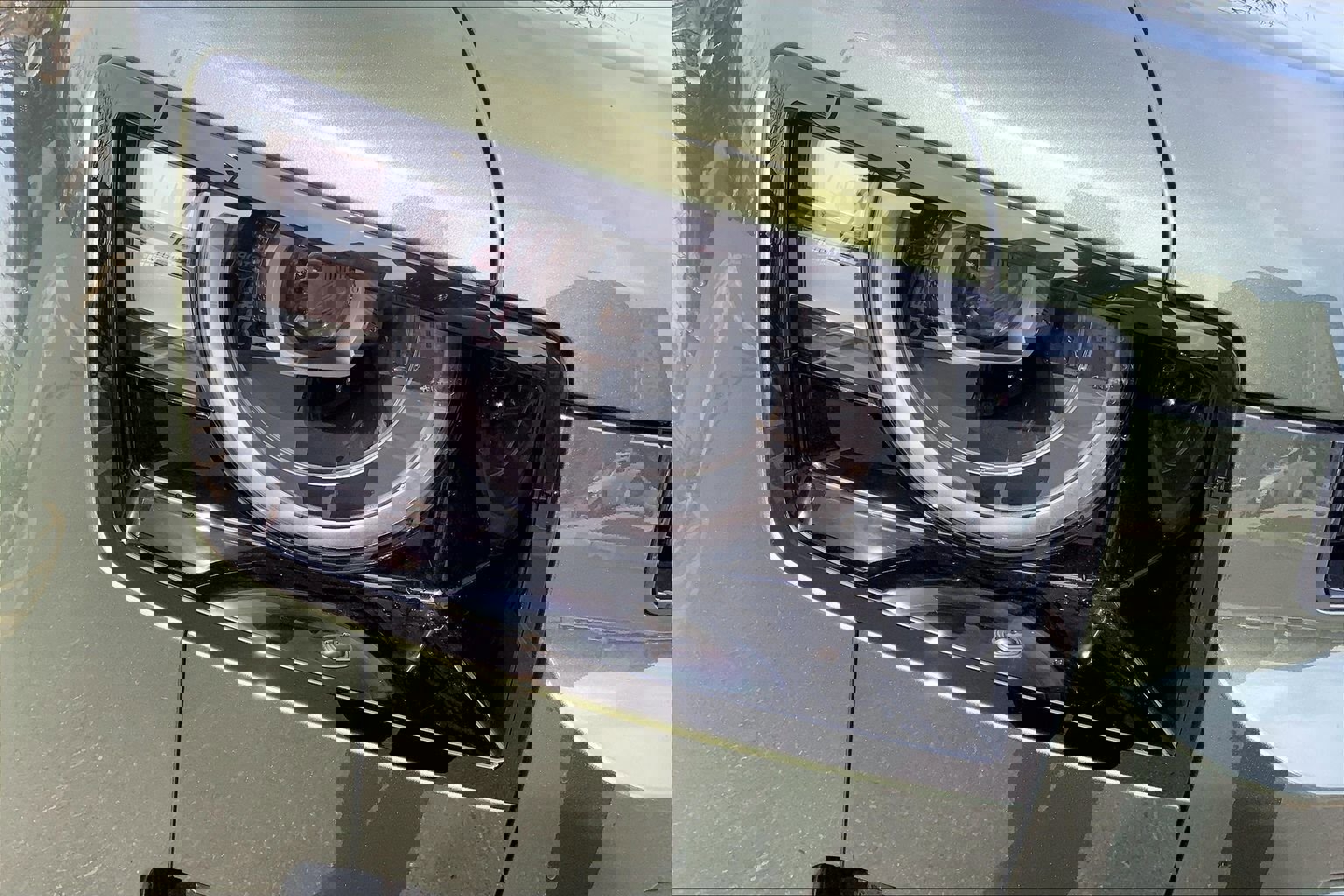 New 2026 Land Rover Defender 110 S image 13