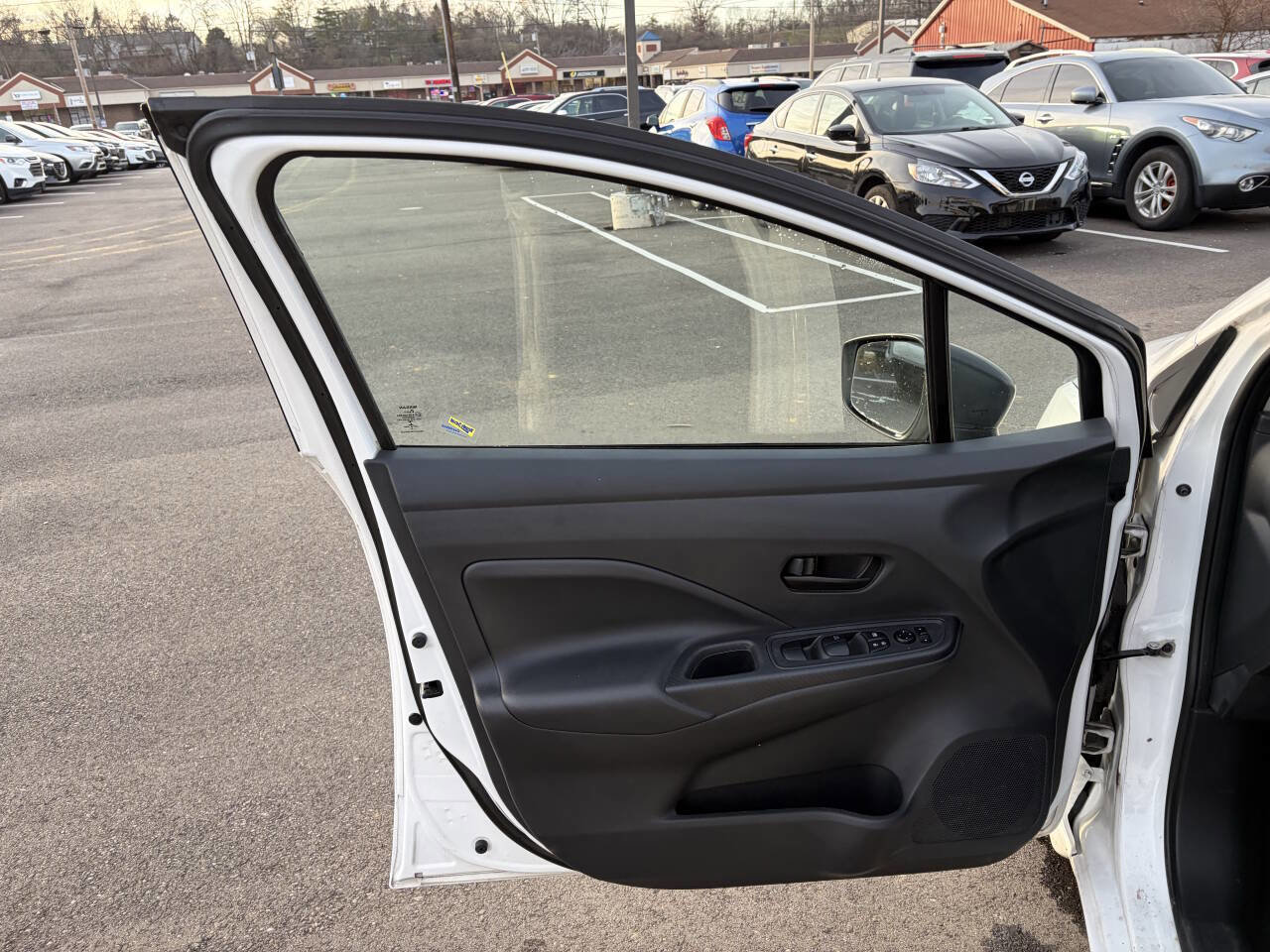 Used 2021 Nissan Versa S image 14