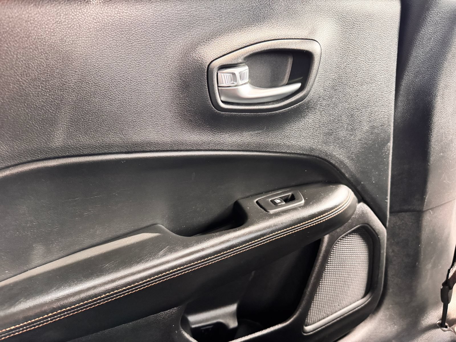 Used 2019 Jeep Compass Limited FWD image 26