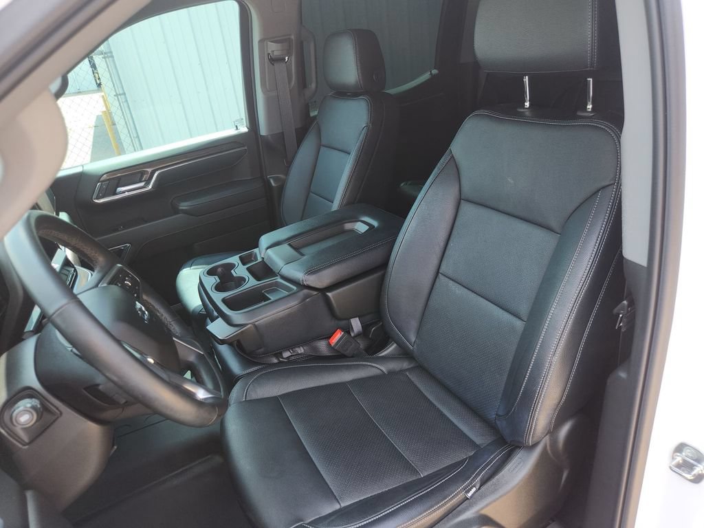 Used 2024 Chevrolet Silverado 1500 RST AWD/4WD image 17