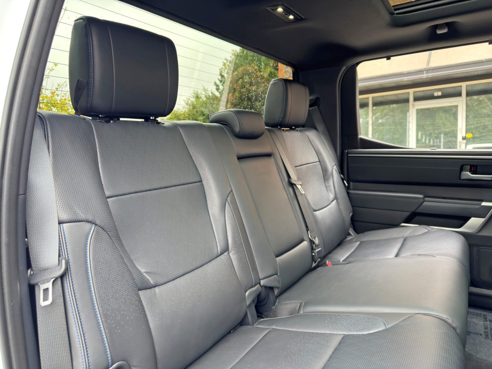 Used 2024 Toyota Tundra Platinum AWD/4WD image 43