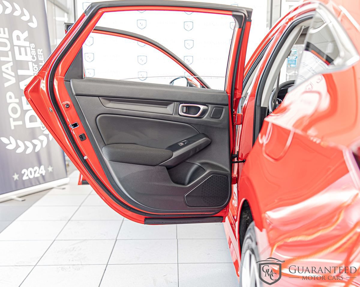 Used 2025 Honda Civic LX image 31