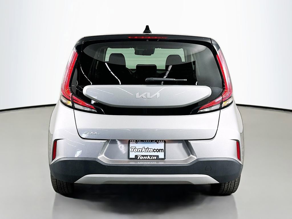 Used 2023 Kia Soul LX w/ Option Group 015 image 7
