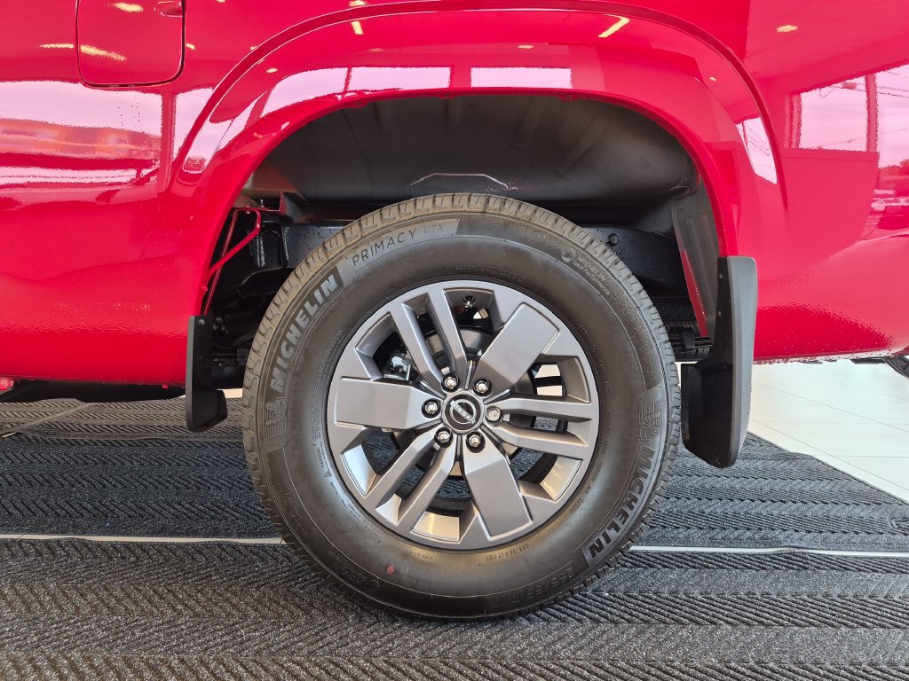 New 2026 Nissan Frontier SV w/ Tow Package AWD/4WD image 11