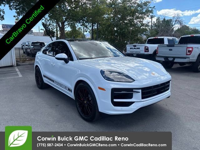 Used 2024 Porsche Cayenne S AWD/4WD image 7