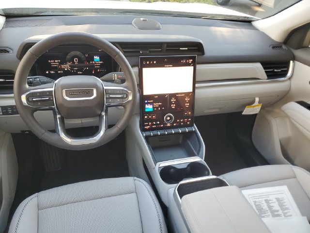 Used 2026 GMC Terrain Denali AWD/4WD image 17
