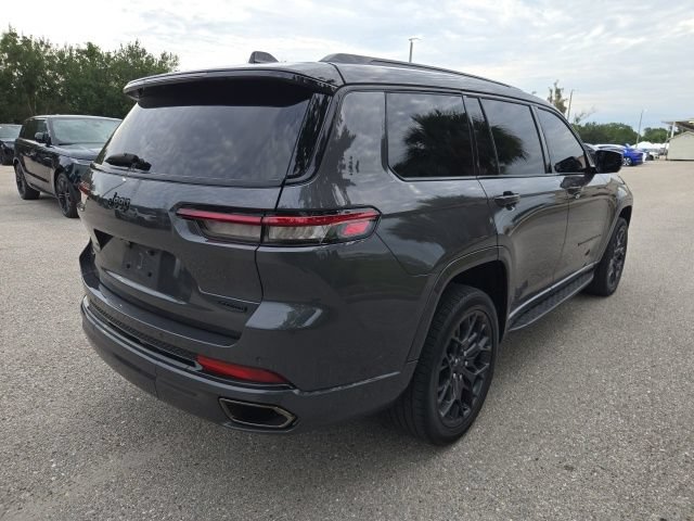 Used 2024 Jeep Grand Cherokee L Summit w/ High Altitude Package AWD/4WD image 5
