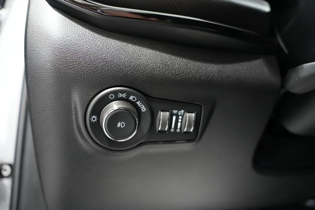 Used 2022 Jeep Compass Altitude image 12