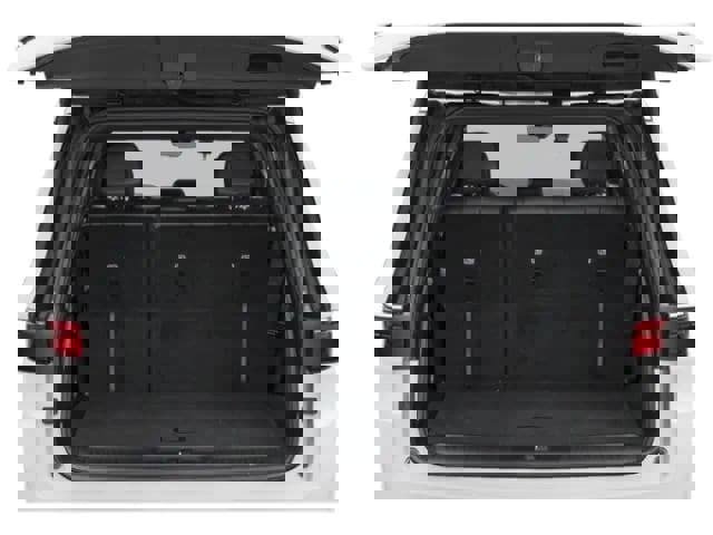 New 2024 Jeep Wagoneer Series III w/ Convenience Group I image 13