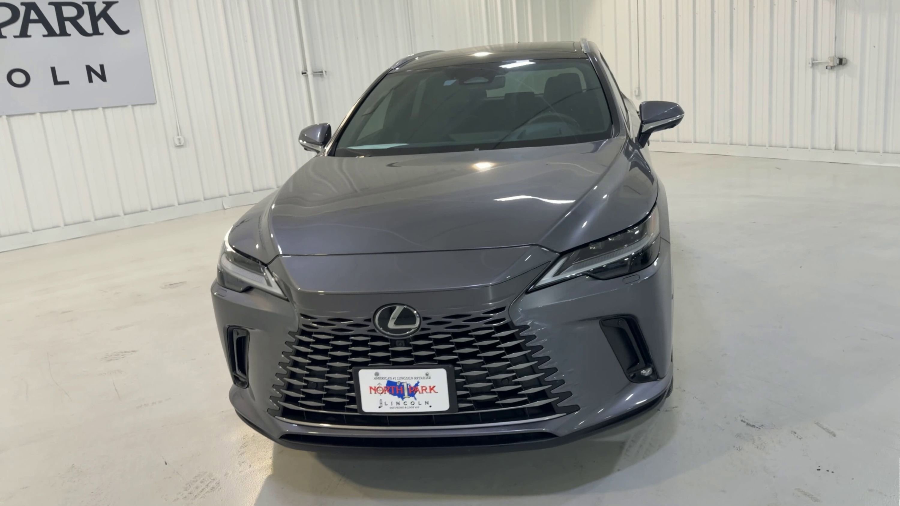 Used 2023 Lexus RX 350 FWD w/ Accessory Package image 4