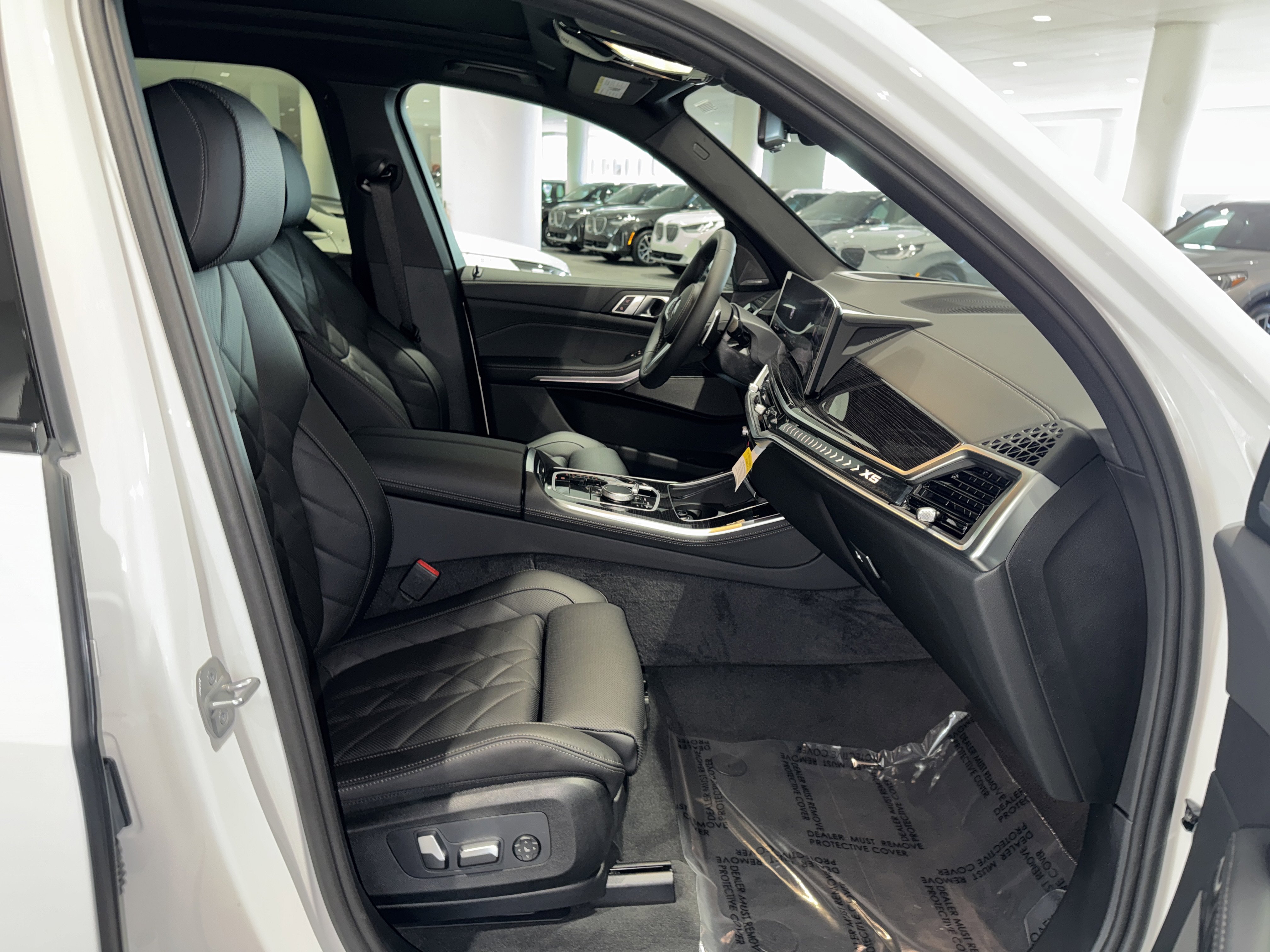 New 2026 BMW X5 xDrive40i w/ M Sport Package image 9