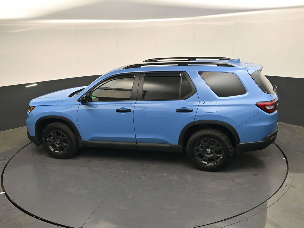 Used 2025 Honda Pilot TrailSport image 22