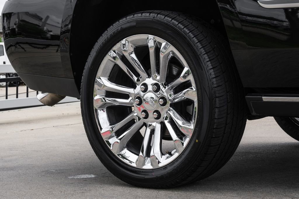 Used 2019 Cadillac Escalade Premium Luxury w/ LPO, Radiant Package RWD image 60