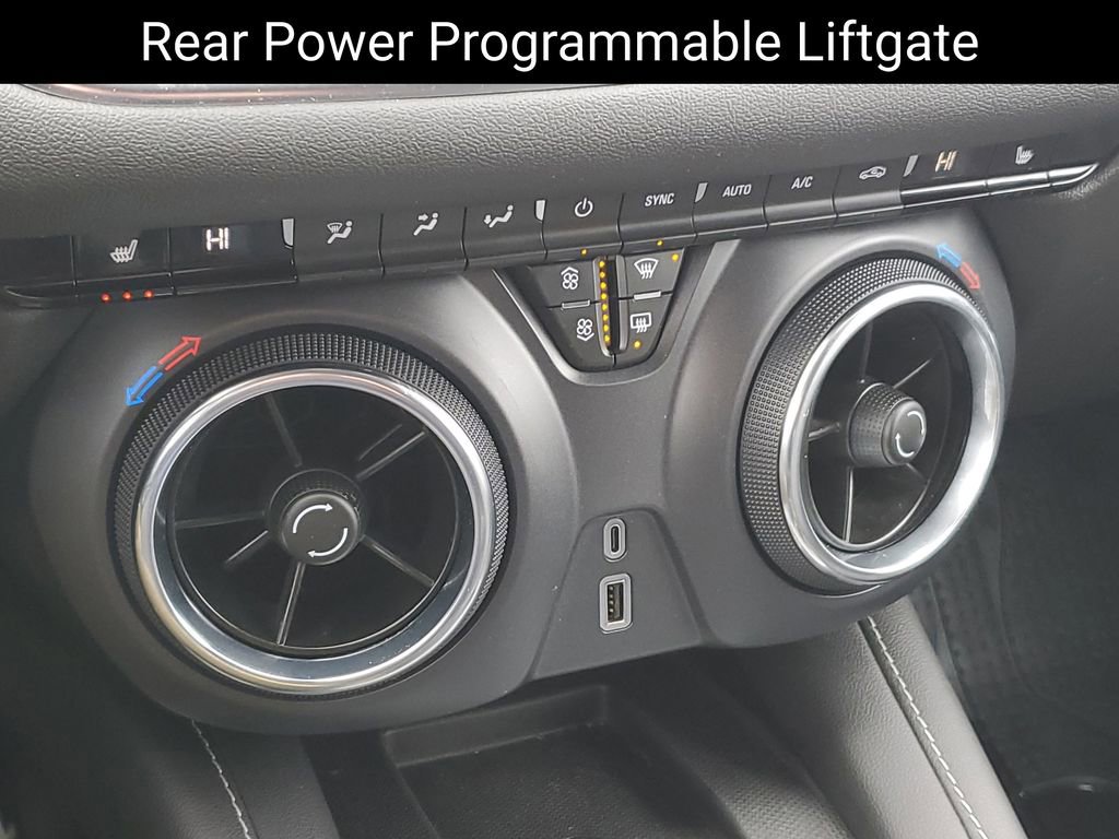 Certified 2023 Chevrolet Blazer LT w/ Convenience Package AWD/4WD image 17