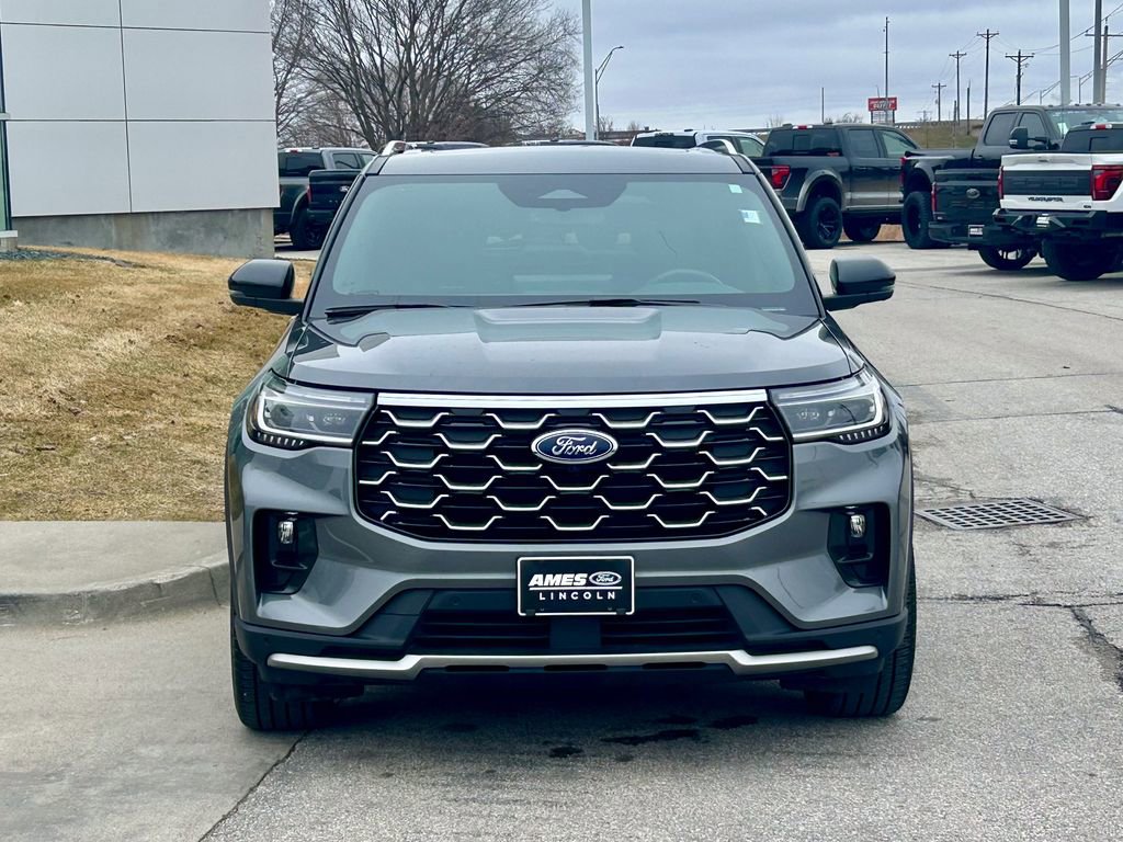 Used 2025 Ford Explorer Platinum w/ LUX Leather Package image 8