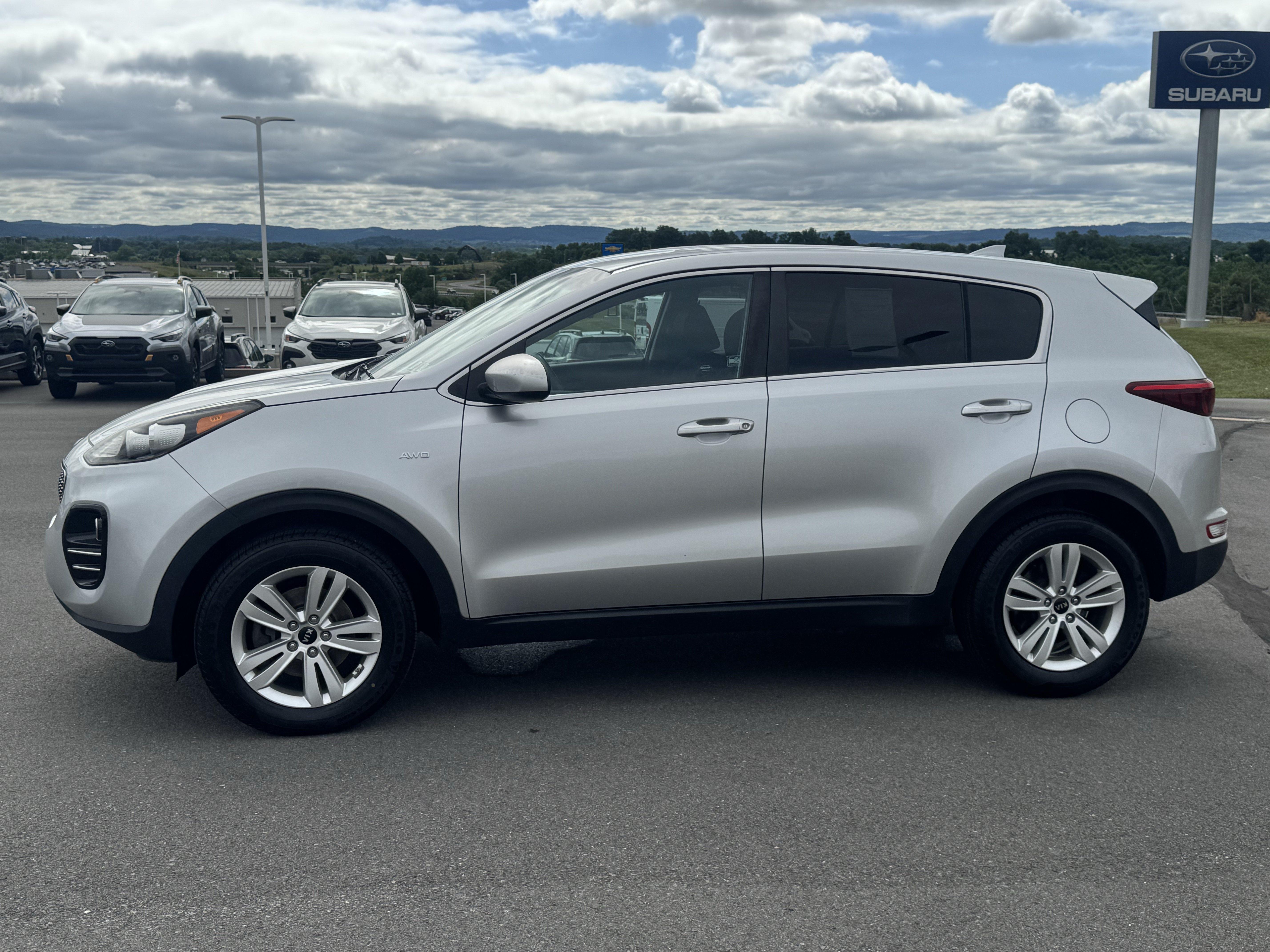 Used 2019 Kia Sportage LX AWD/4WD image 7