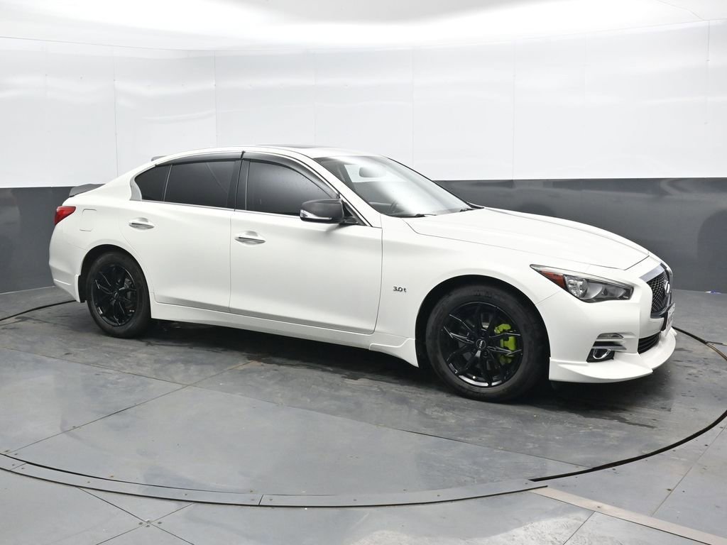 Used 2017 INFINITI Q50 Signature Edition AWD/4WD image 4
