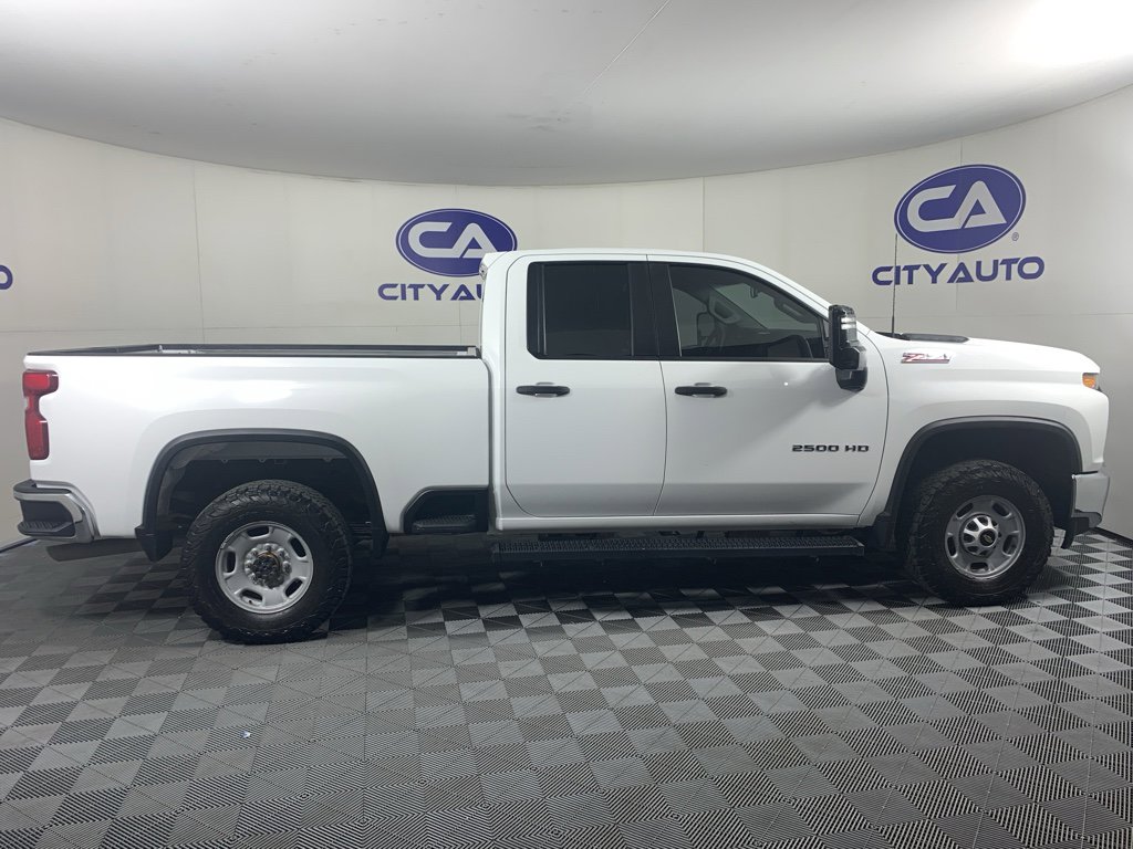 Used 2020 Chevrolet Silverado 2500 W/T w/ WT Safety Package image 2