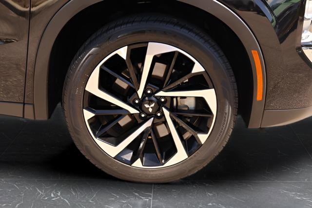 Used 2024 Mitsubishi Outlander SE FWD image 10