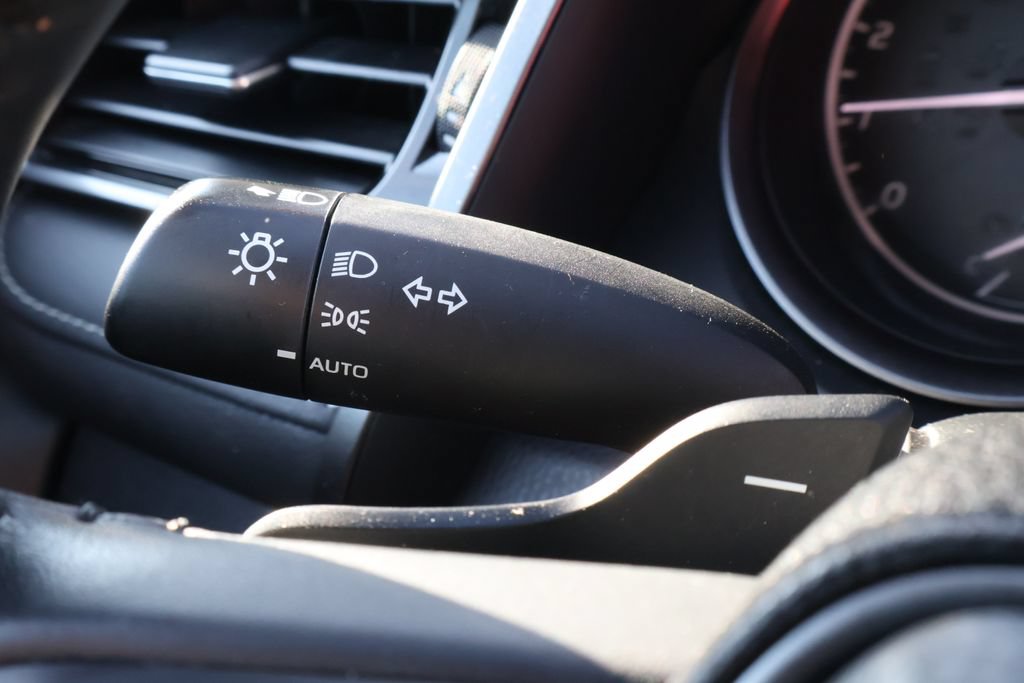 Used 2024 Toyota Camry SE FWD image 18