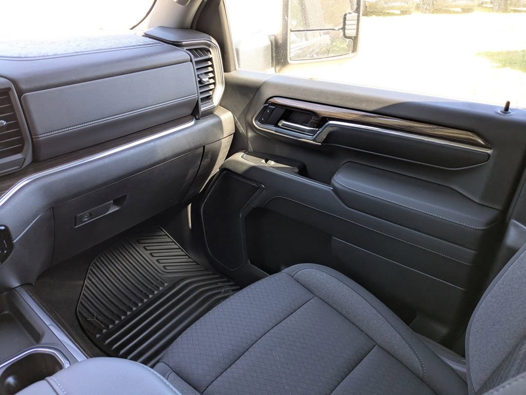 New 2024 Chevrolet Silverado 3500 LT w/ Convenience Package image 18