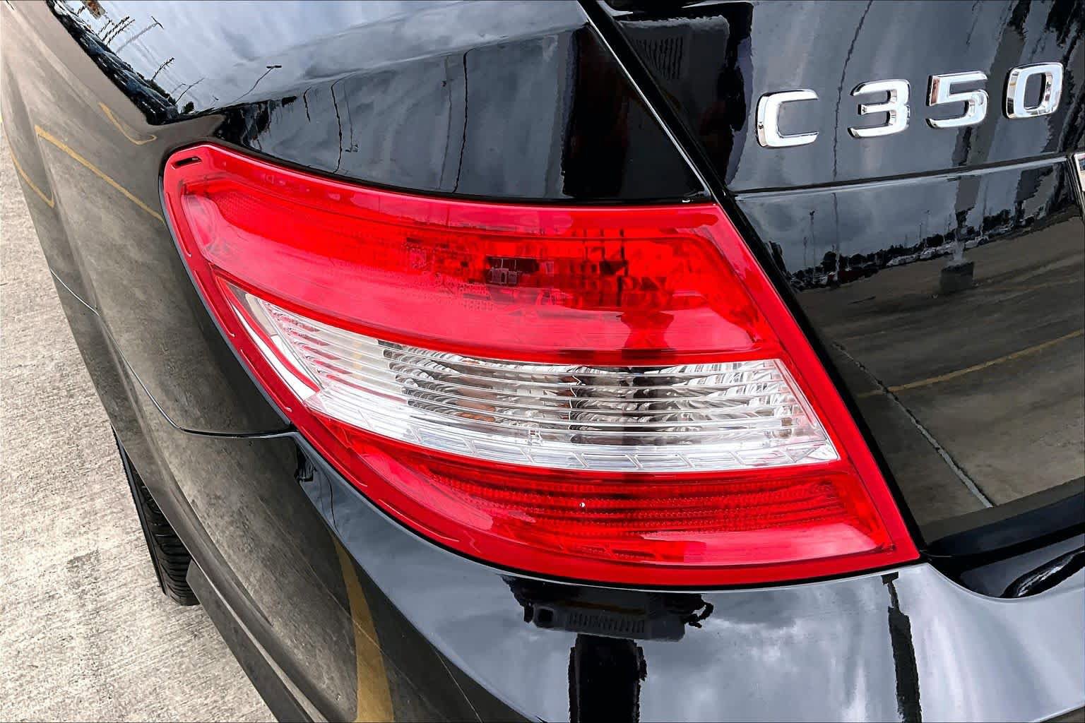 Used 2011 Mercedes-Benz C 350 Sport image 27