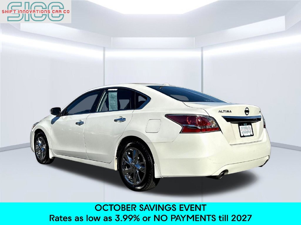 Used 2015 Nissan Altima 2.5 SV w/ Convenience Package FWD image 8
