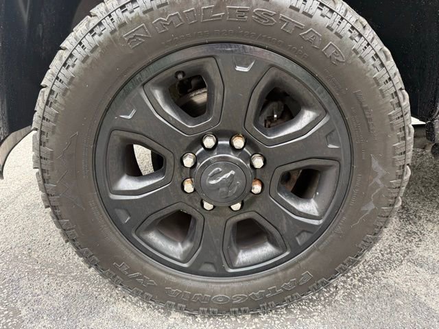 Used 2015 RAM 2500 Laramie w/ Black Appearance Group image 9