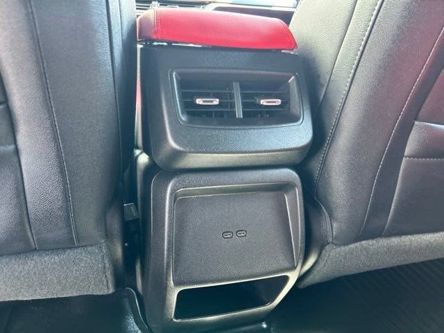 Used 2025 Chevrolet Equinox EV RS FWD image 42