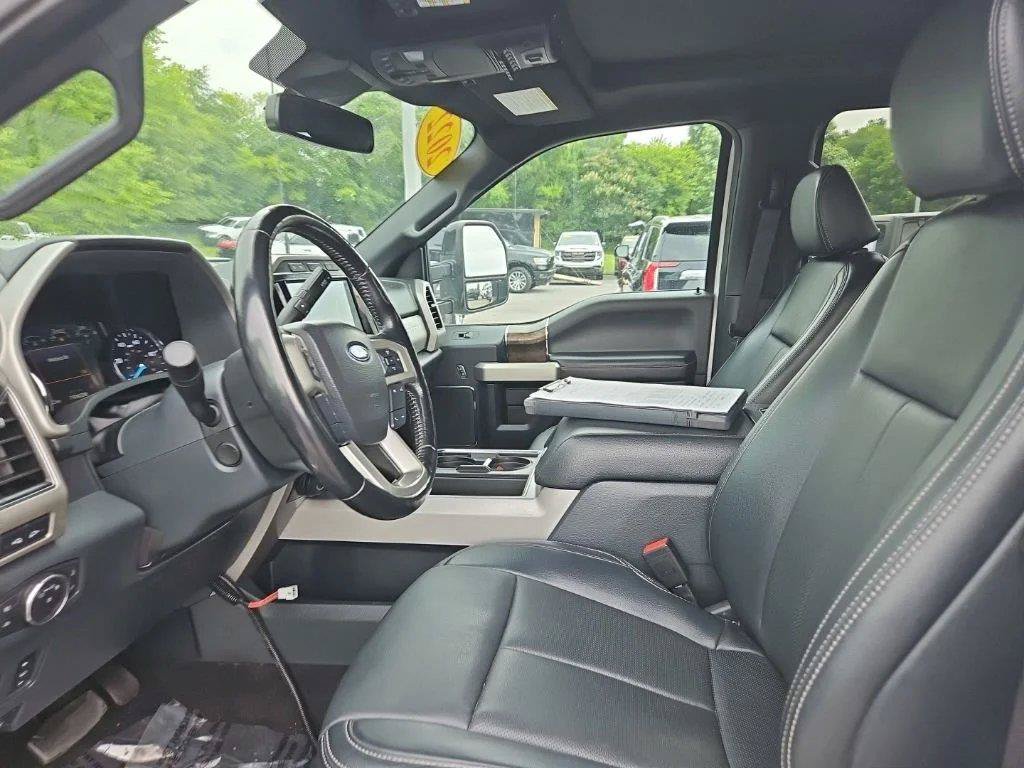 Used 2022 Ford F250 Lariat w/ Black Appearance Package AWD/4WD image 16
