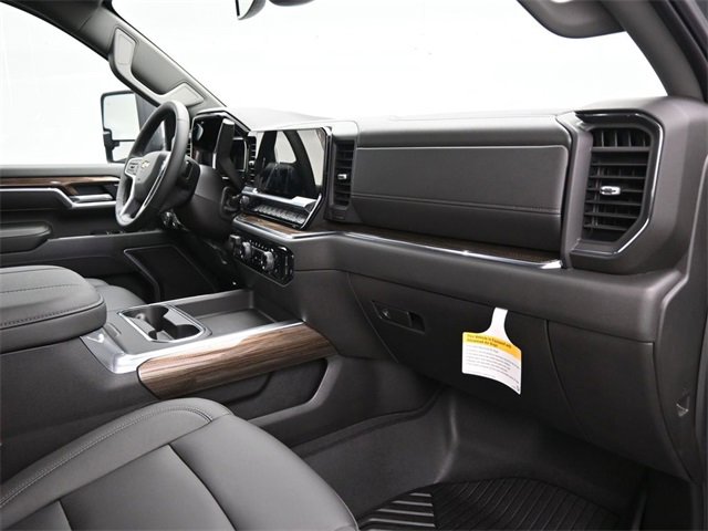 Used 2025 Chevrolet Silverado 2500 LT w/ Texas Edition image 10
