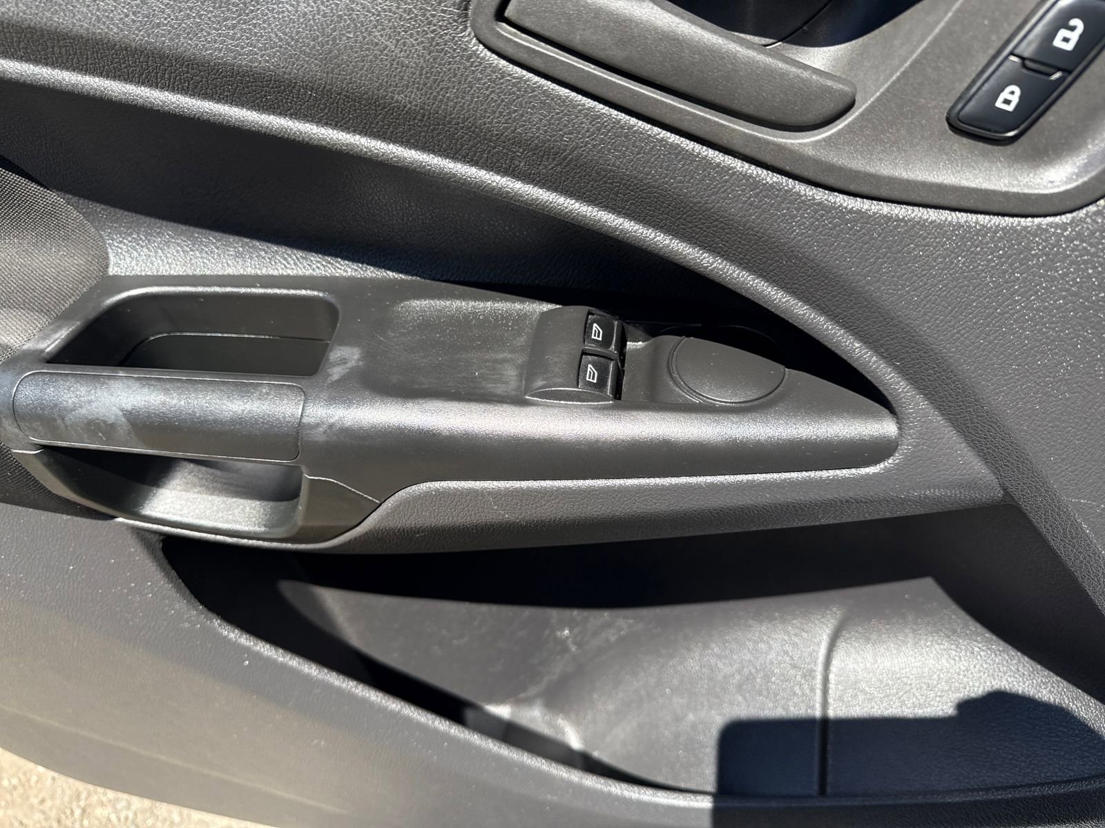 Used 2016 Ford Transit Connect XL FWD image 11