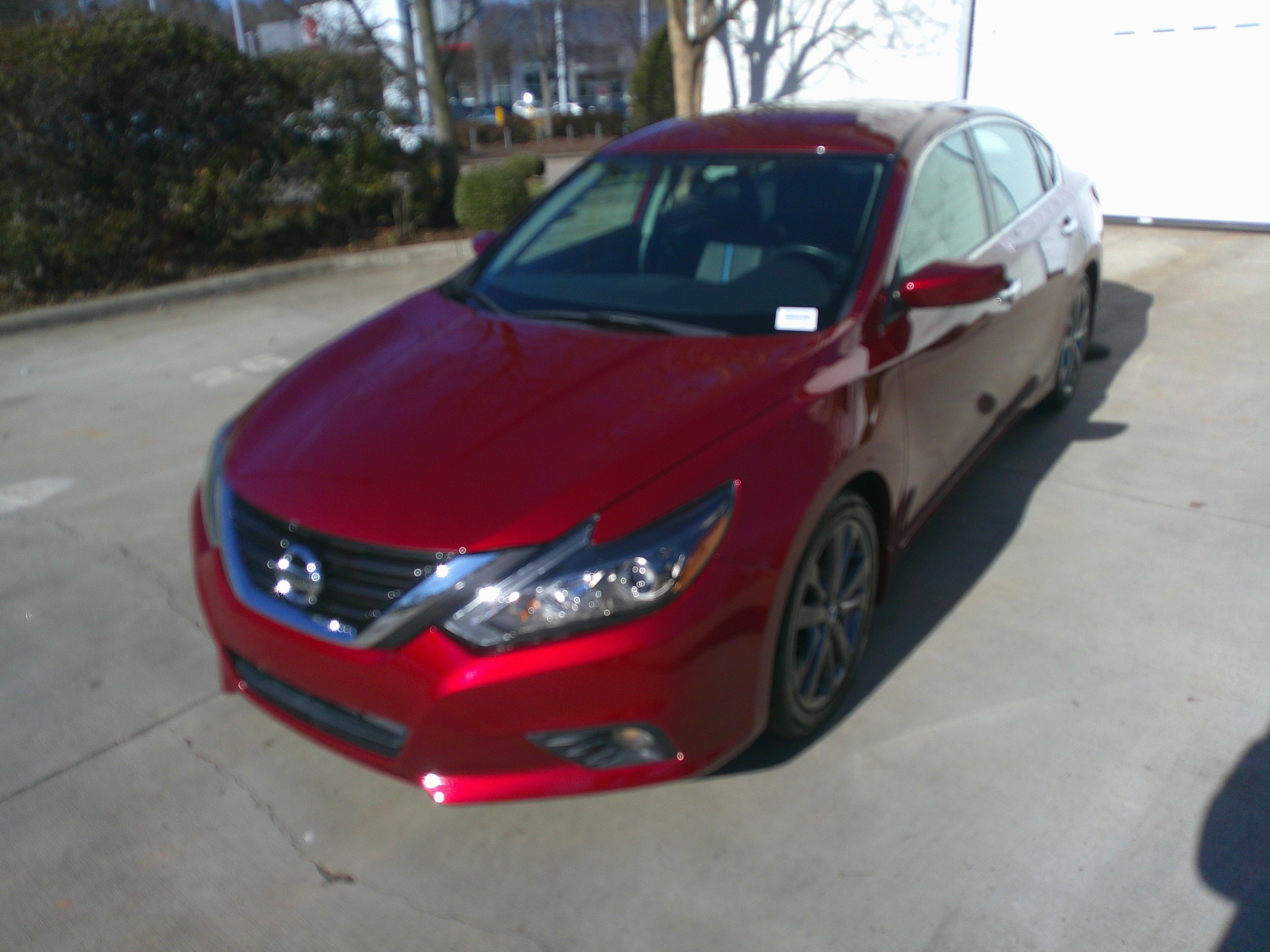 Used 2018 Nissan Altima 2.5 SR w/ SR Special Edition image 7