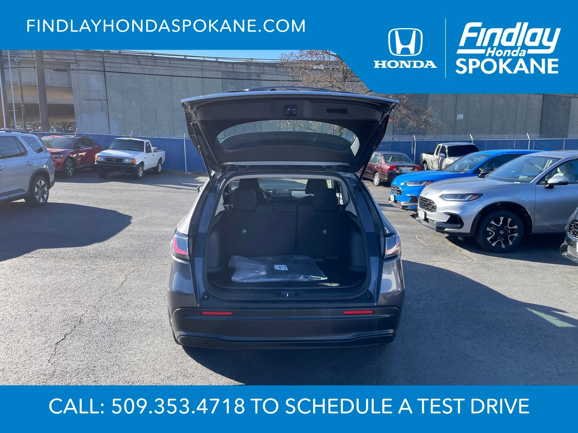 Used 2023 Honda HR-V LX image 24