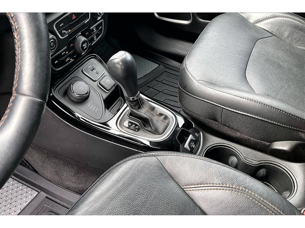 Used 2018 Jeep Compass Limited w/ Navigation Group AWD/4WD image 26